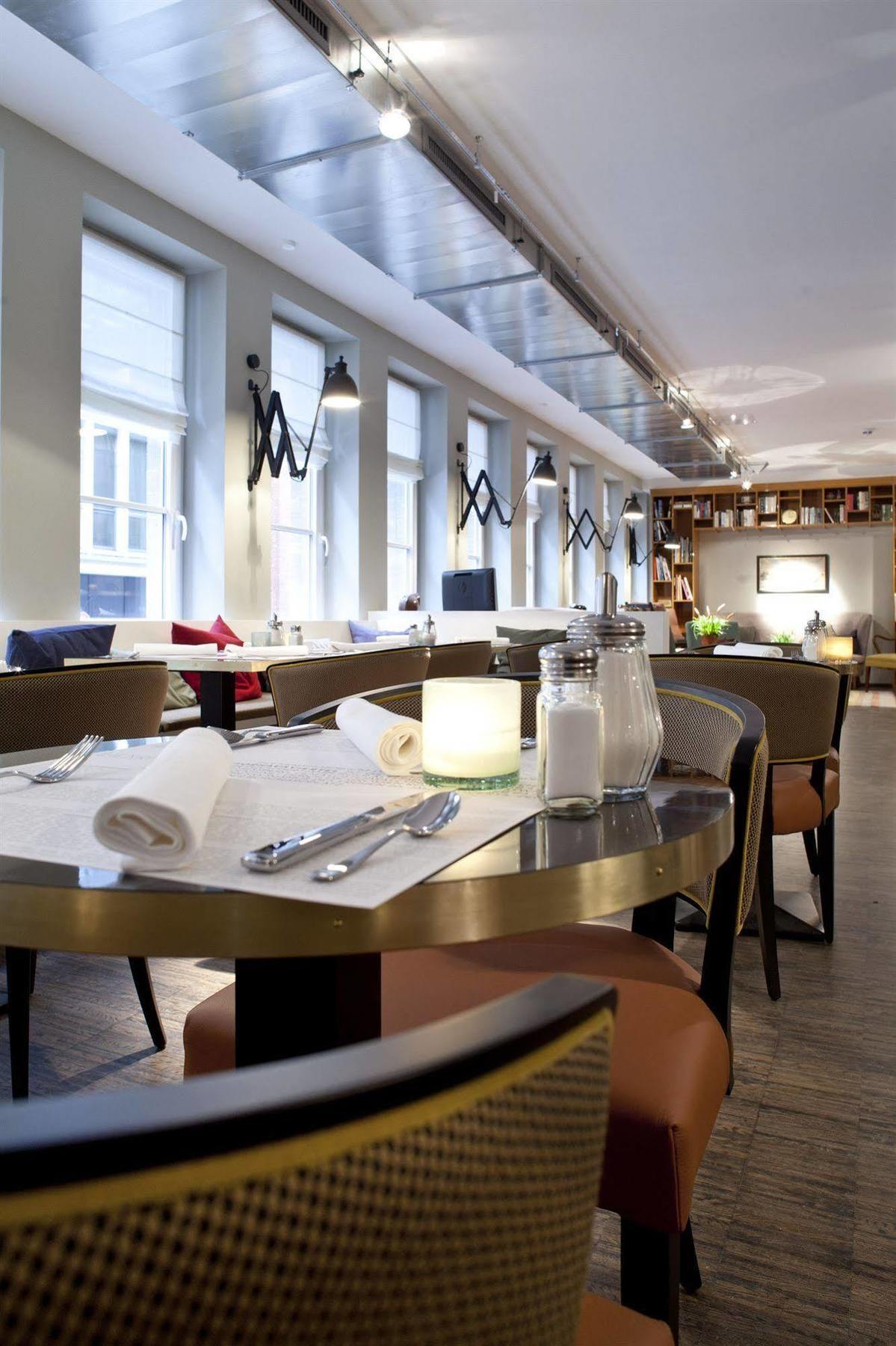Henri Downtown 4* Hamborg